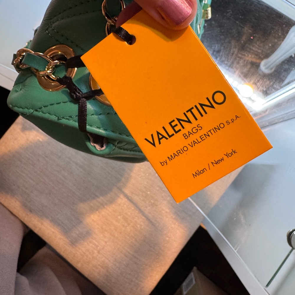 Valentino Emerald Quilted Shoulder Bag - Picture 6 of 9